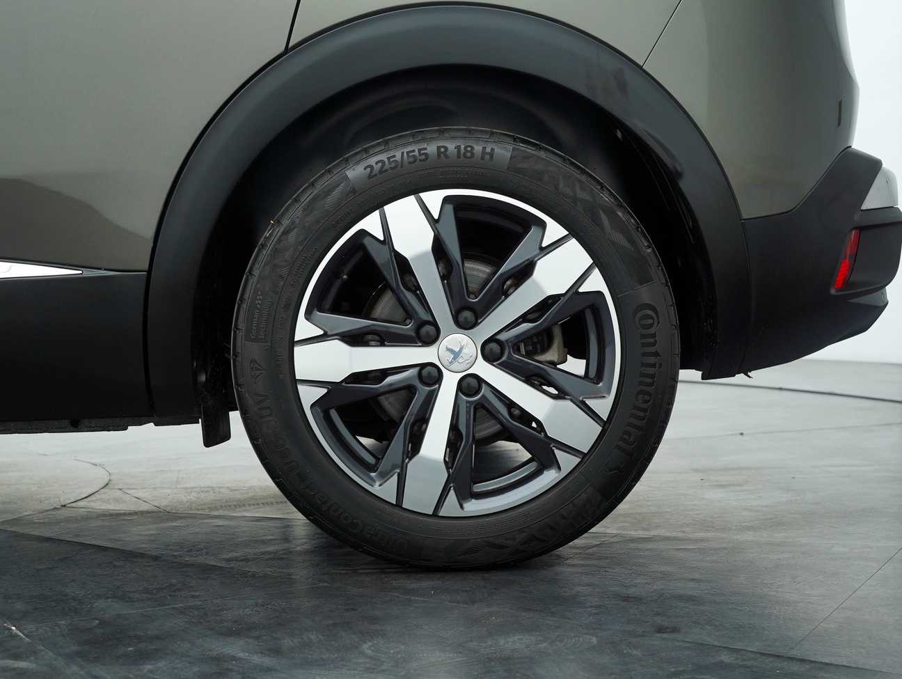 terpakai 2018 Peugeot 3008 THP Allure 1.6