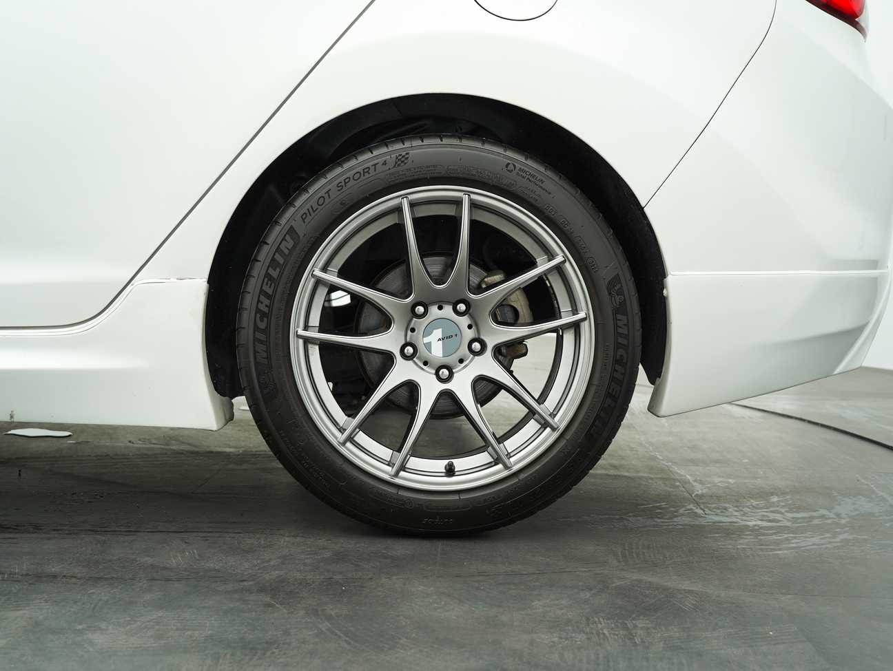 used 2014 Inokom ELANTRA  1.6