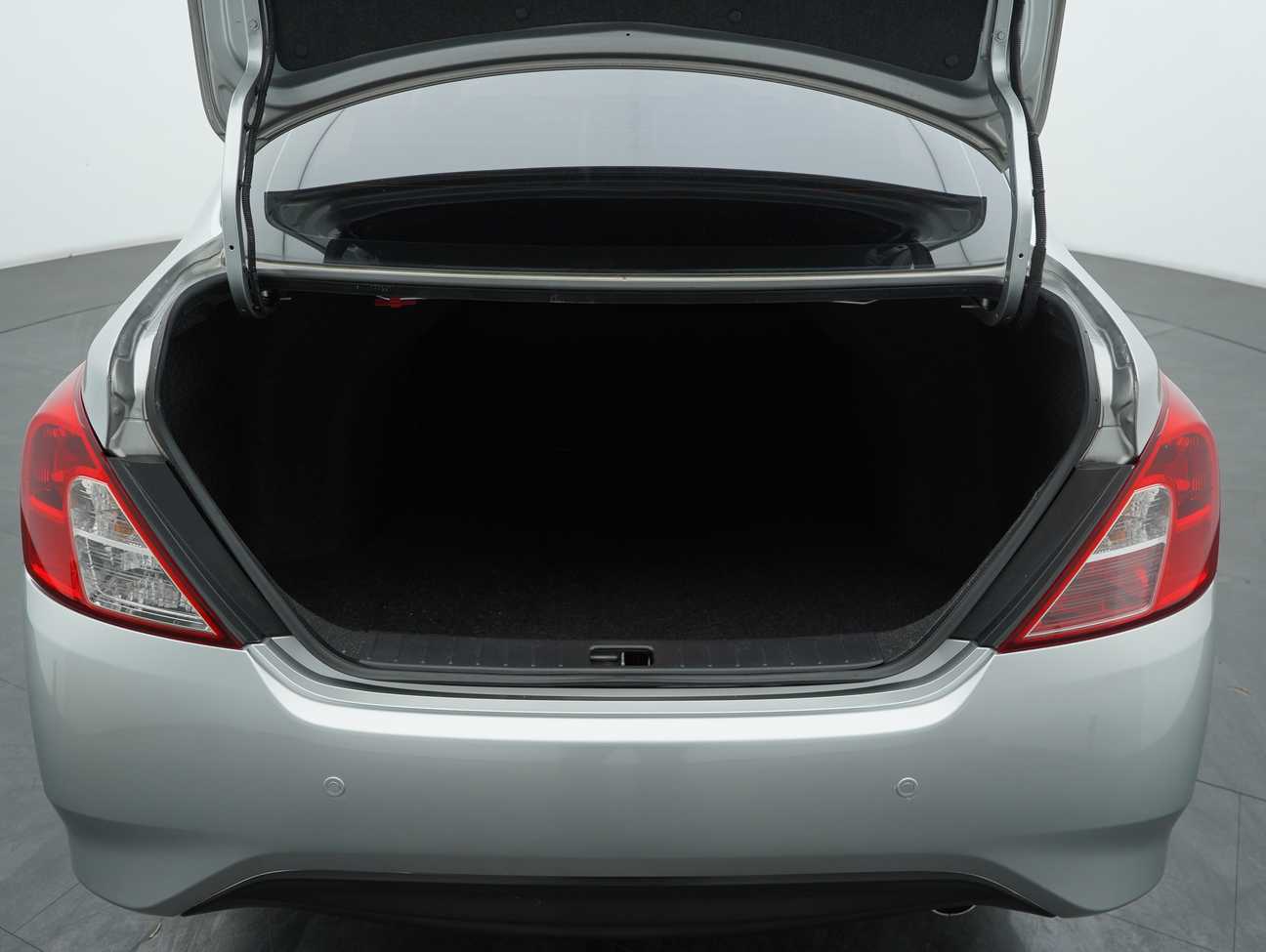 used 2020 Nissan Almera VL 1.5