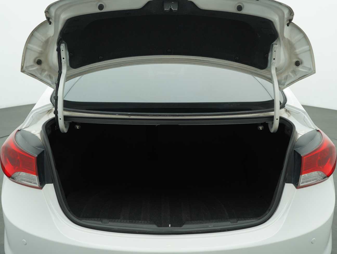 used 2012 Inokom Elantra Premium 1.8