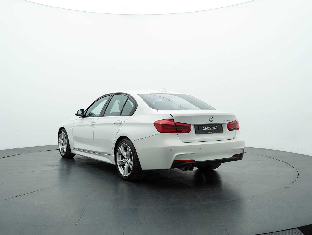 terpakai 2015 BMW 320i M Sport 2.0