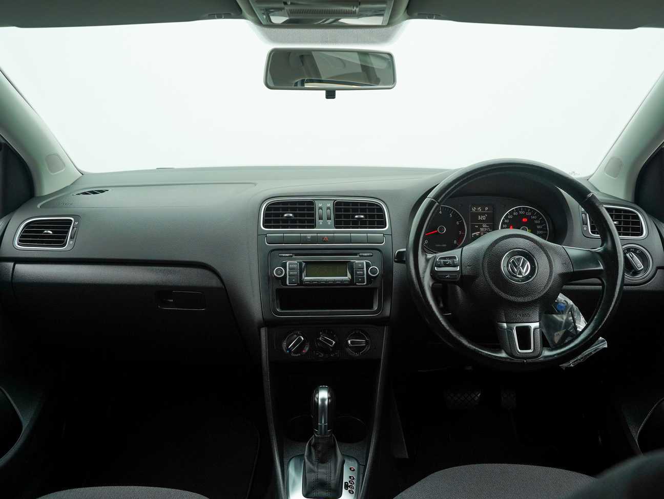 terpakai 2011 Volkswagen Polo TSI 1.2