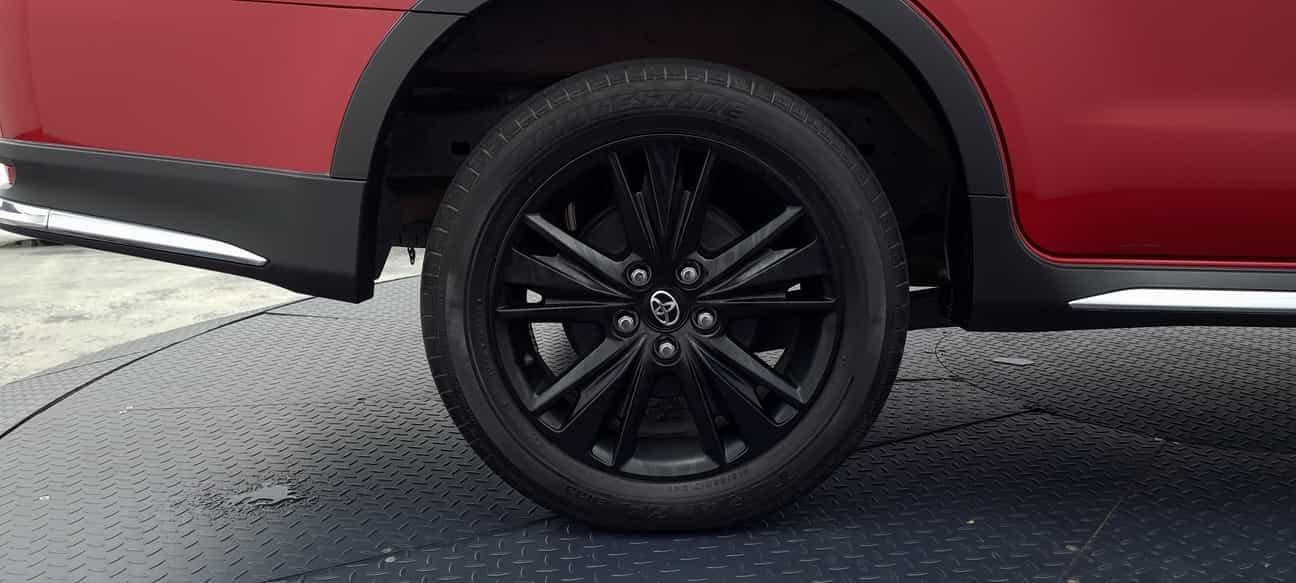 used 2018 Toyota INNOVA X 2.0