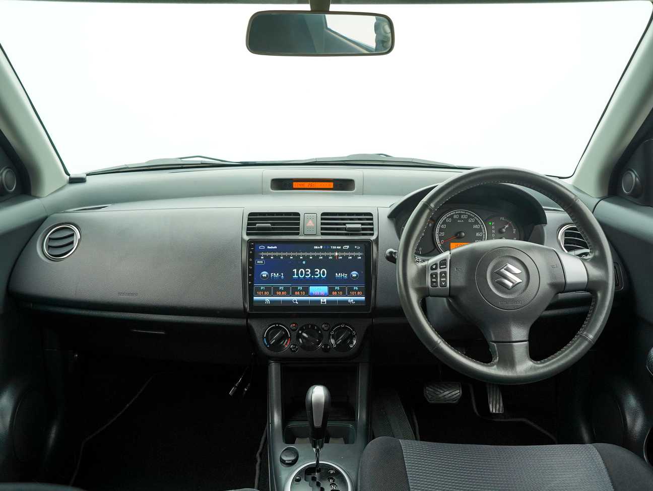 terpakai 2010 Suzuki Swift  1.5