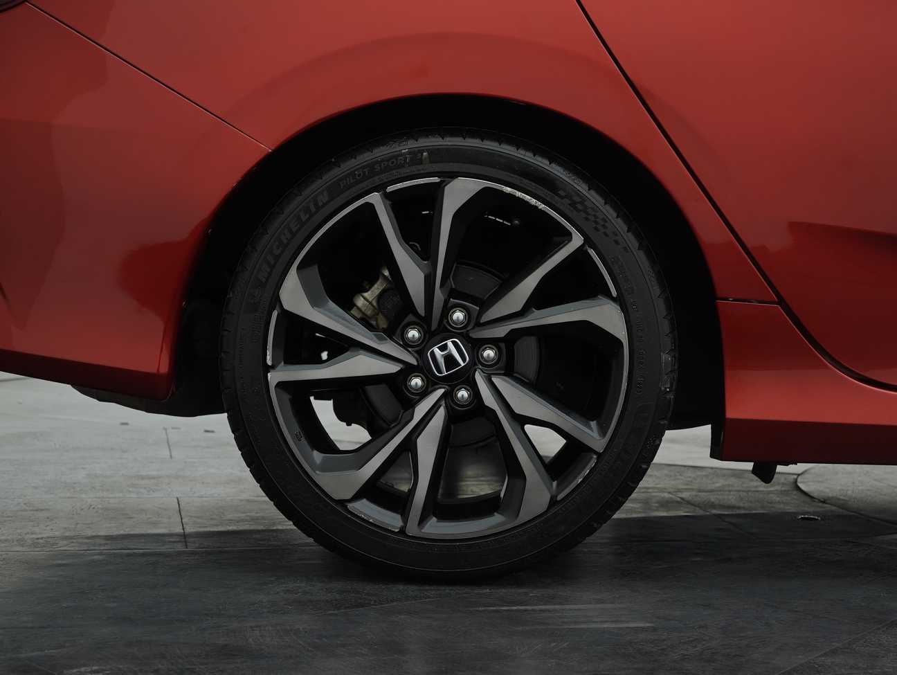 terpakai 2020 Honda Civic TC VTEC Premium 1.5