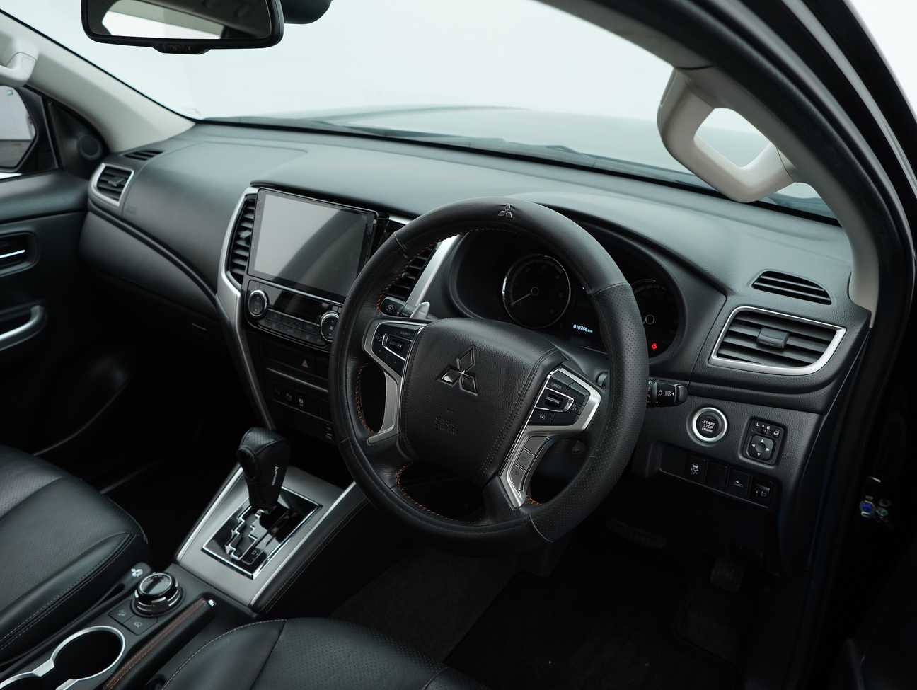 used 2023 Mitsubishi Triton VGT Athlete Dual Cab 4X4 2.4