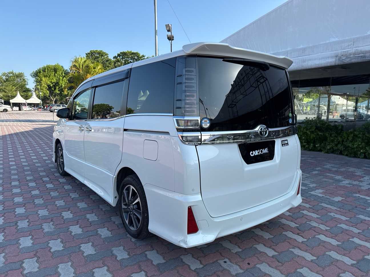 used 2019 Toyota Voxy ZS Kirameki Edition 2.0
