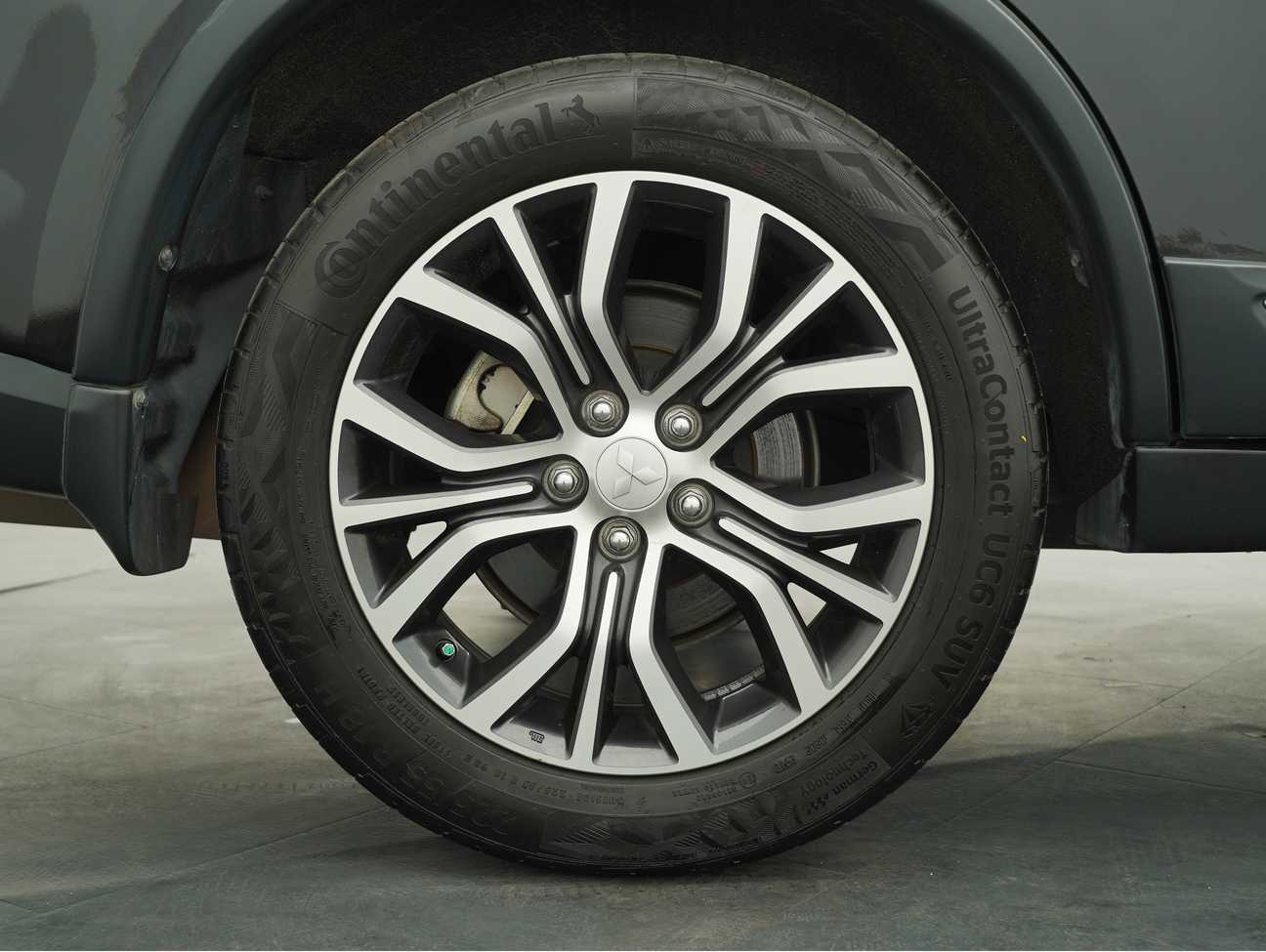 terpakai 2018 Mitsubishi Outlander  2.0