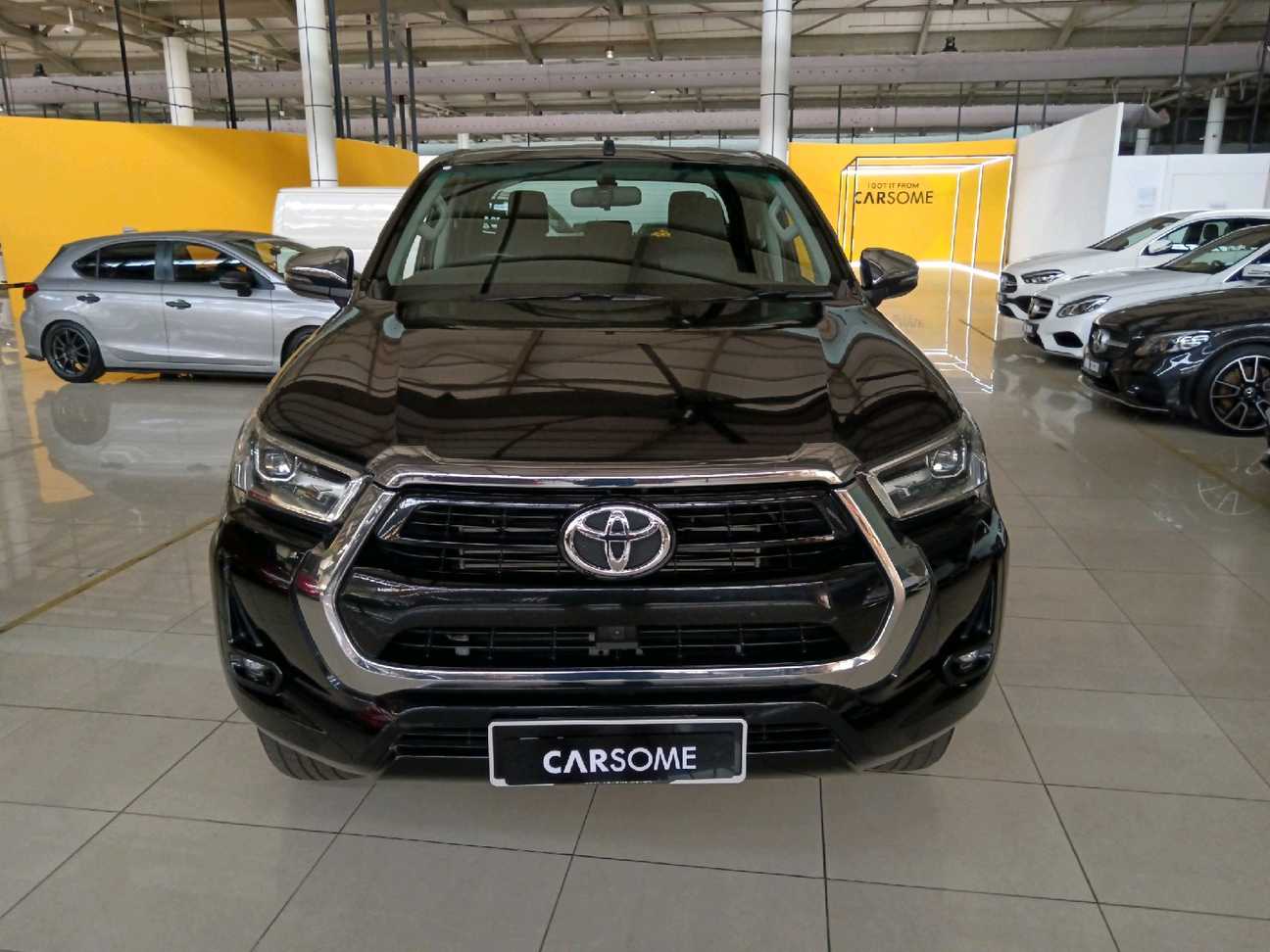 used 2023 Toyota Hilux V Dual Cab 2.4