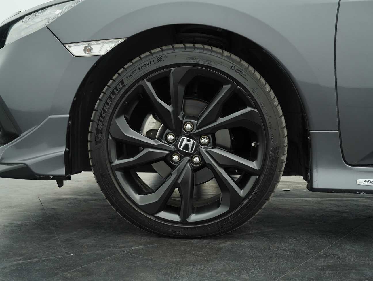 terpakai 2020 Honda Civic TC VTEC Premium 1.5