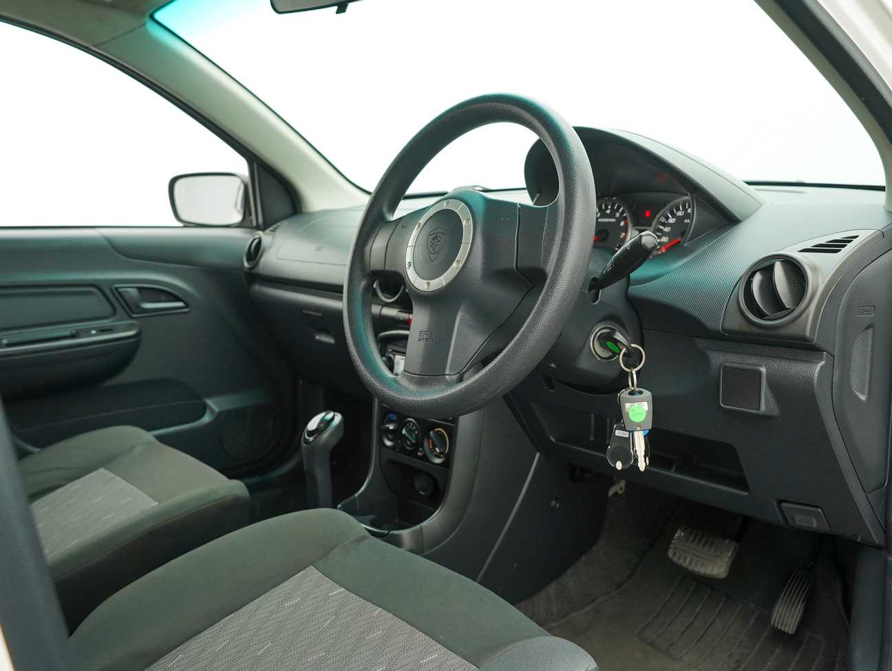 used 2014 Proton Saga SV 1.3