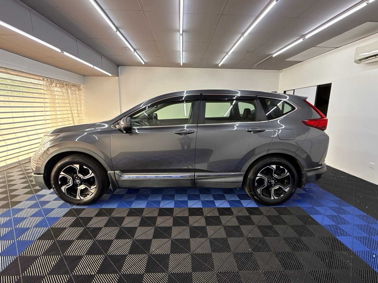 terpakai 2017 Honda CR-V TC-P  1.5