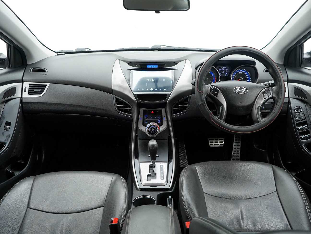 used 2014 Inokom Elantra  1.6