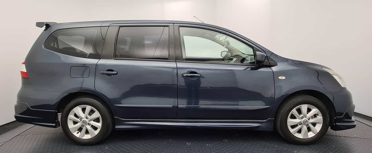 used 2015 Nissan GRAND LIVINA CLASSIC/COMFORT 1.6