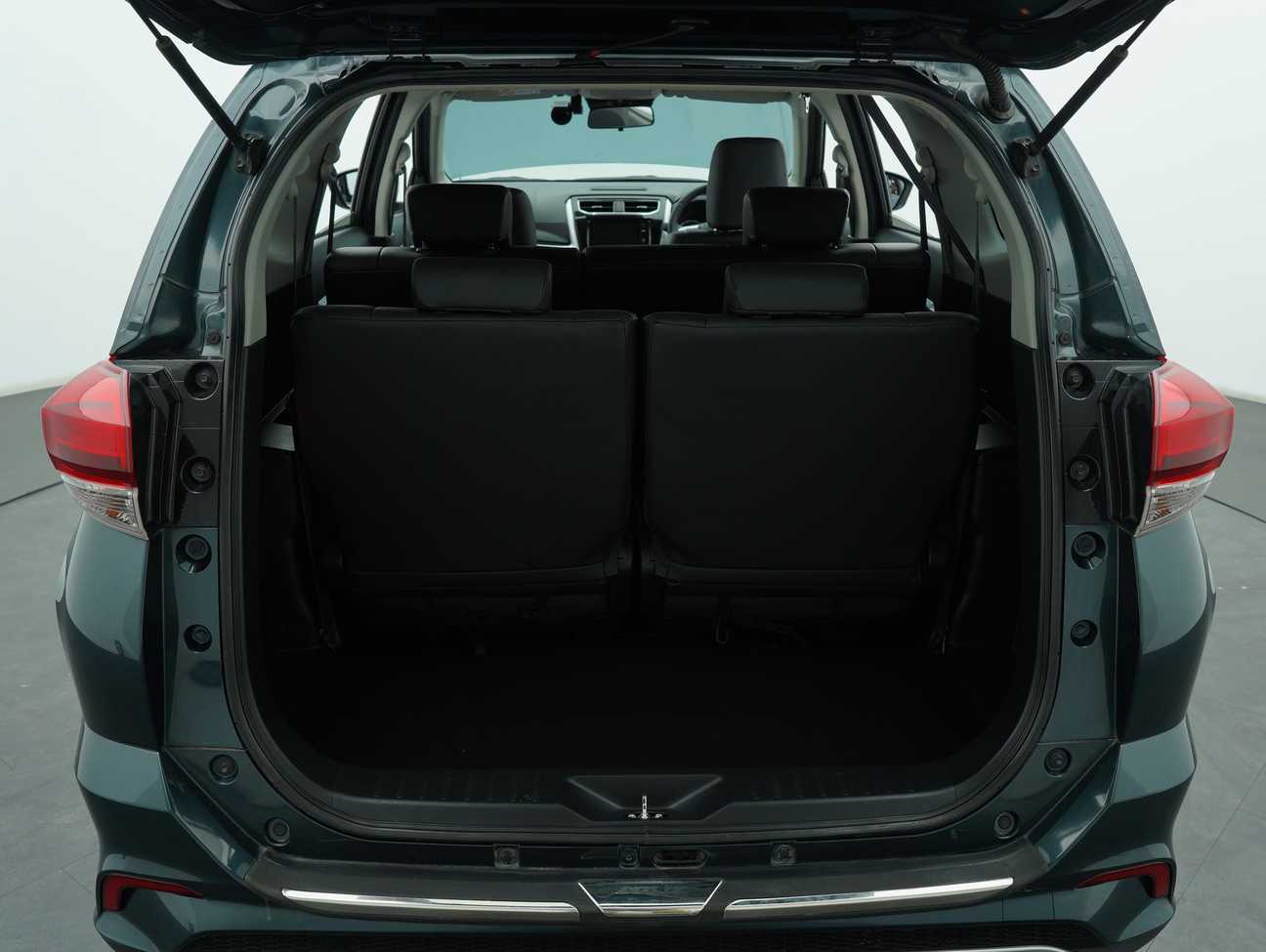 terpakai 2019 Perodua Aruz AV 1.5