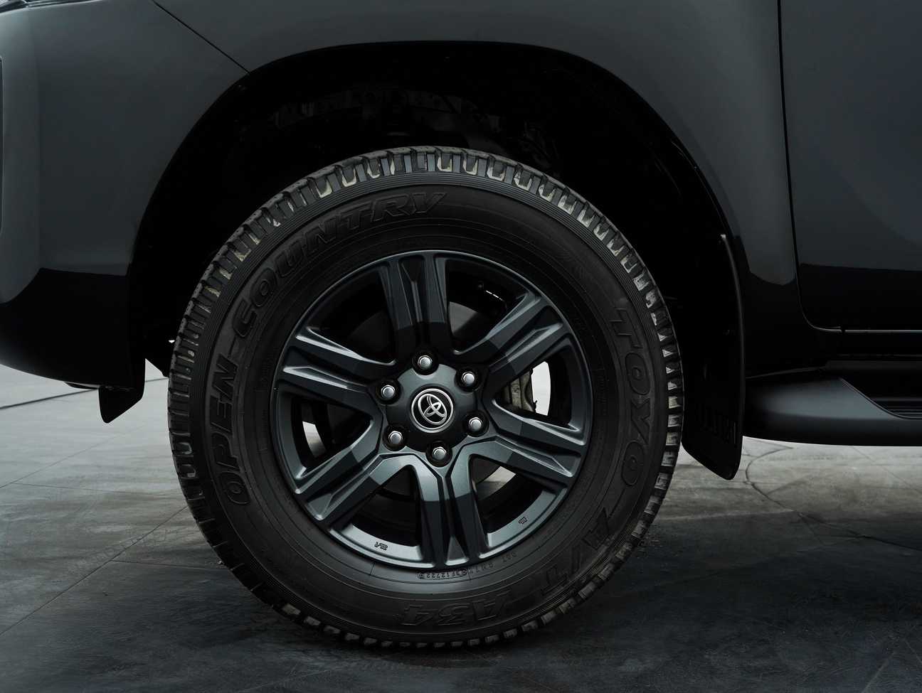 used 2022 Toyota Hilux E Dual Cab 2.4