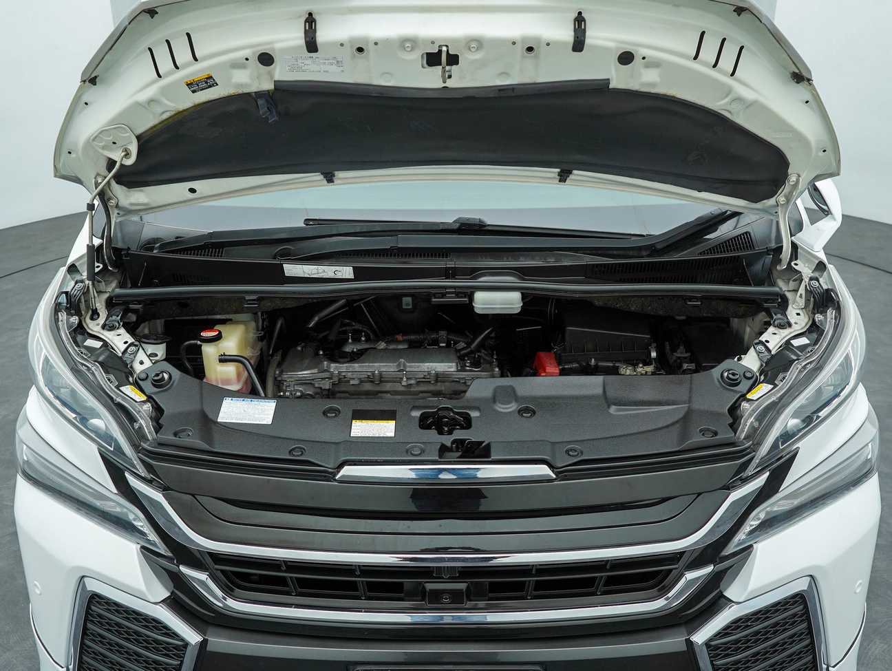 used 2016 Toyota Vellfire  2.5