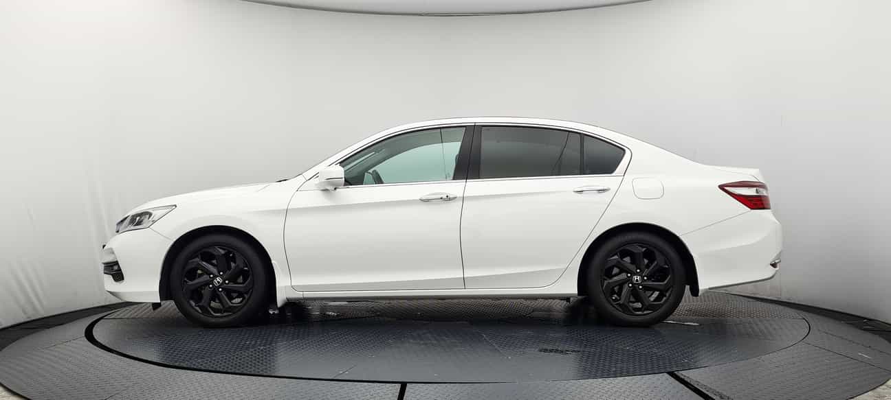 terpakai 2017 Honda ACCORD VTI-L 2.0