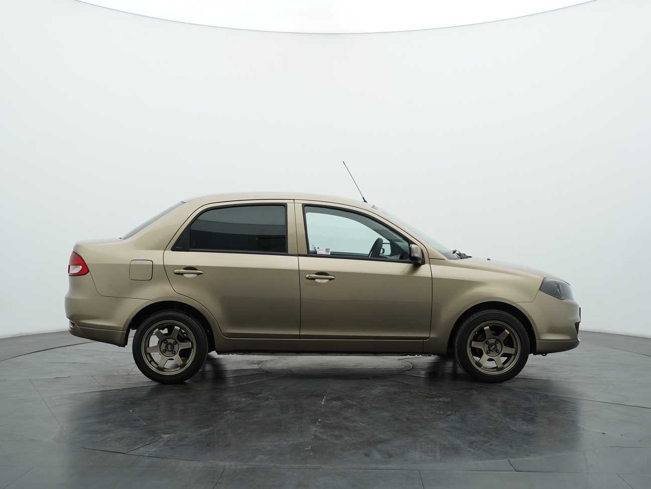 used 2015 Proton Saga FLX Standard 1.3