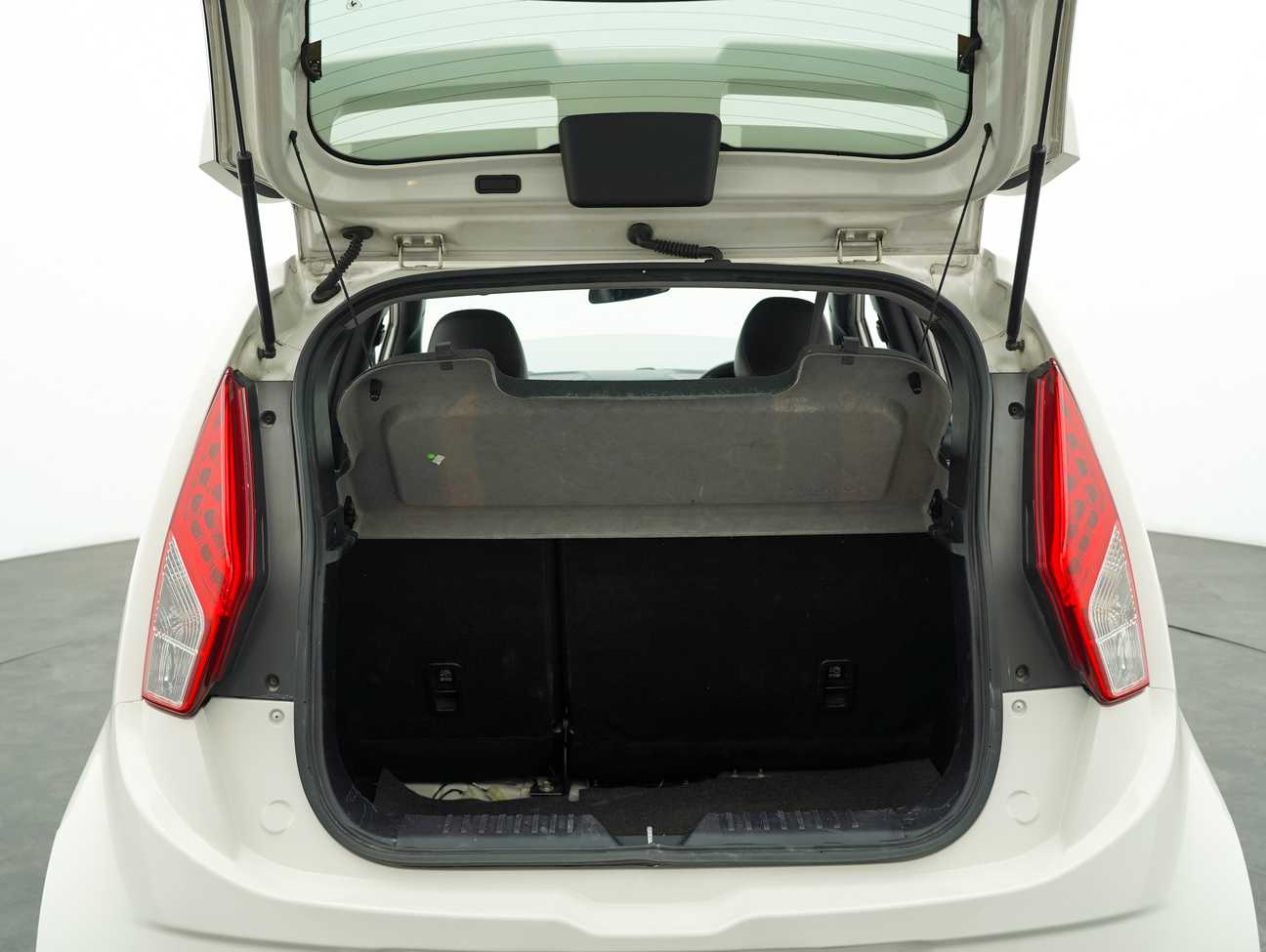 used 2014 Proton Iriz Premium 1.6