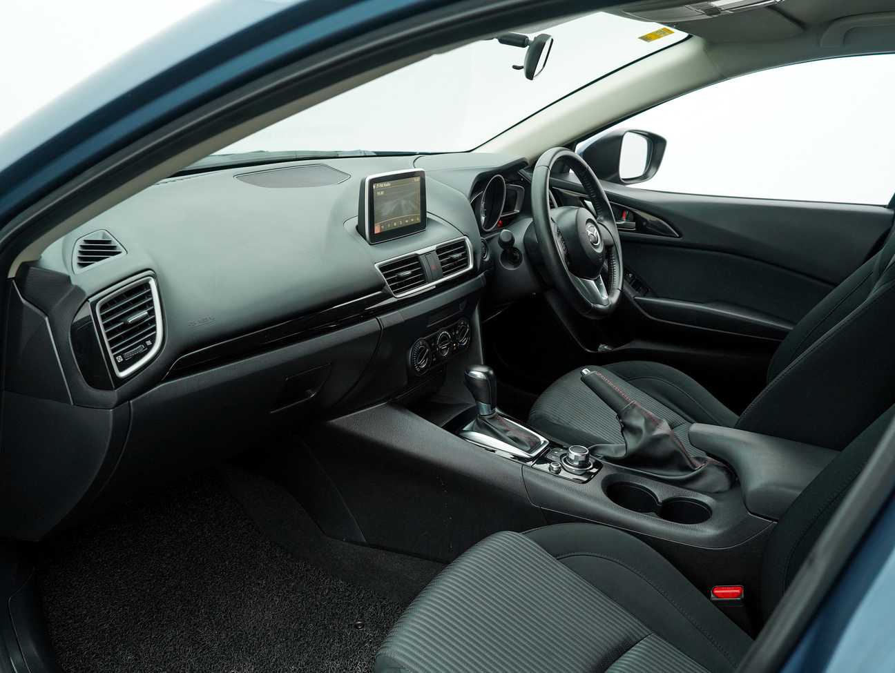 terpakai 2016 Mazda 3 SKYACTIV-G GL 2.0