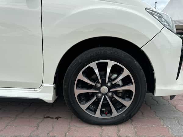 terpakai 2021 Perodua Bezza Advance 1.3
