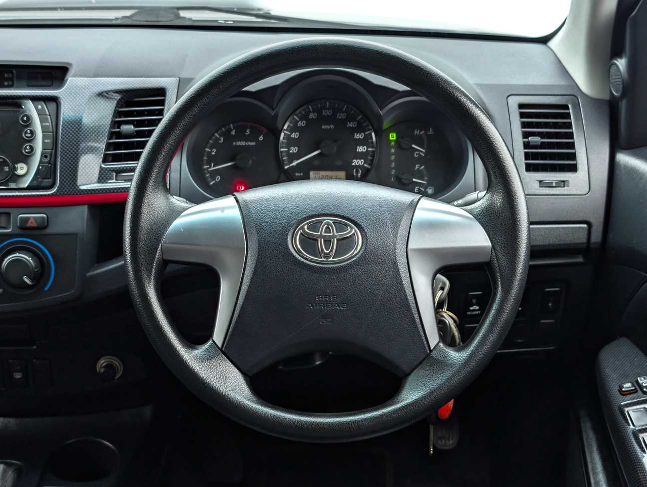 terpakai 2015 Toyota Hilux G TRD Sportivo VNT Dual Cab 2.5