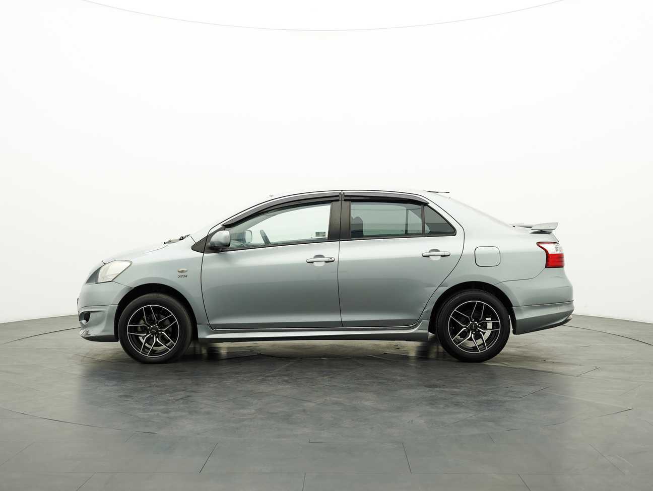 terpakai 2012 Toyota Vios J 1.5