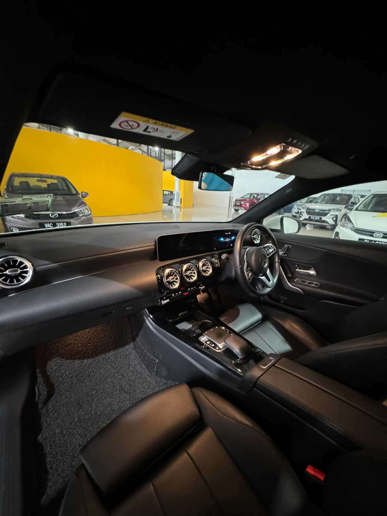 terpakai 2018 Mercedes-Benz A200 AMG Line 1.3