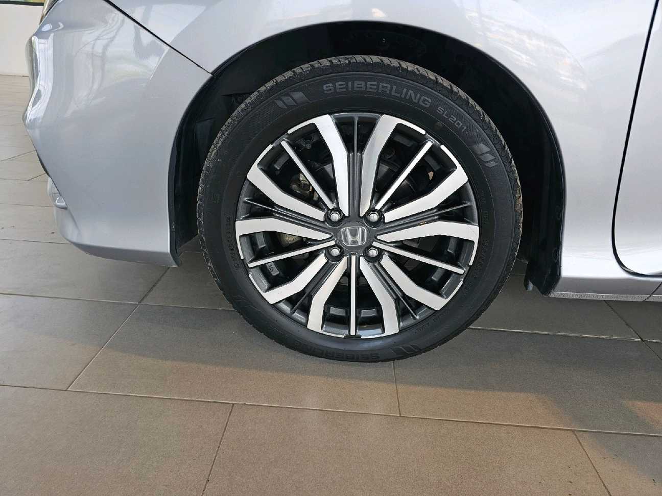 used 2018 Honda City V 1.5