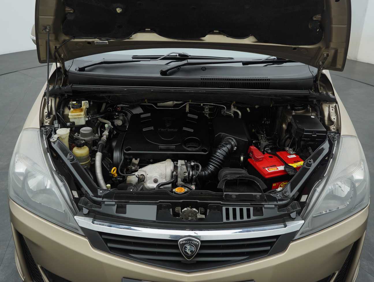 used 2014 Proton Exora Bold CFE Premium 1.6