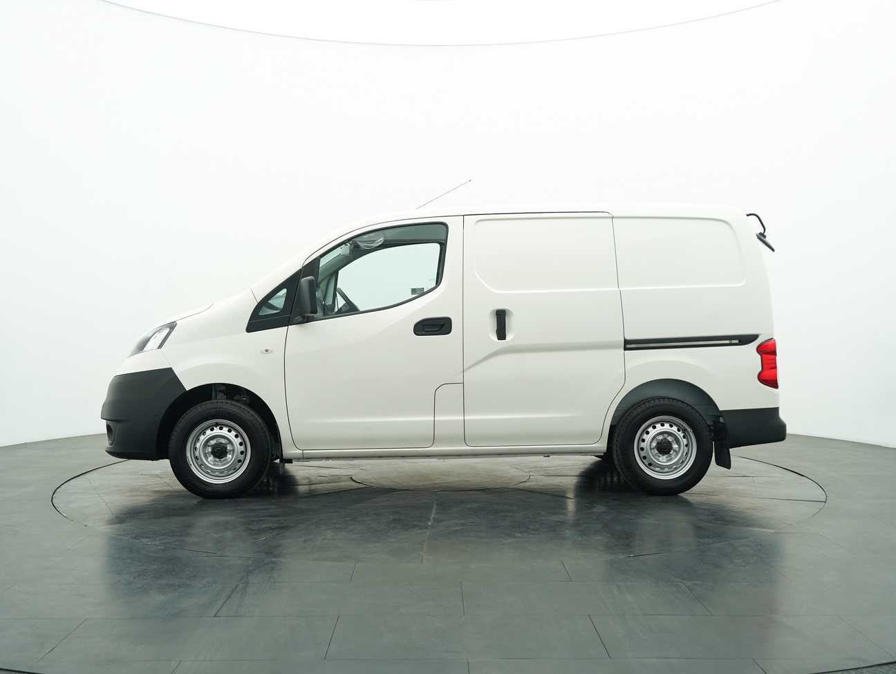 used 2024 Nissan NV200 Panel 1.6
