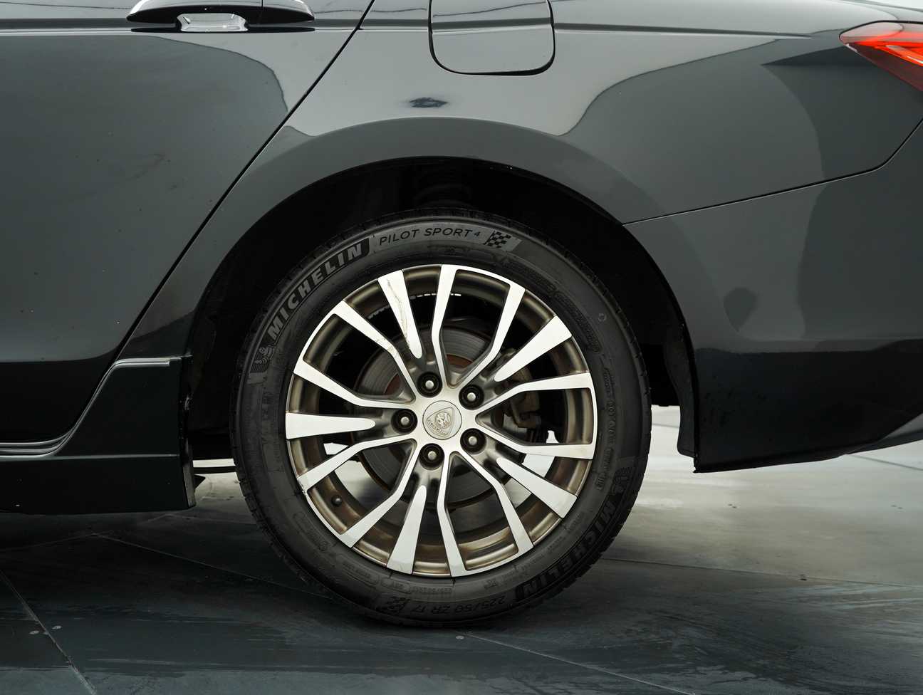 used 2016 Proton PERDANA  2.4