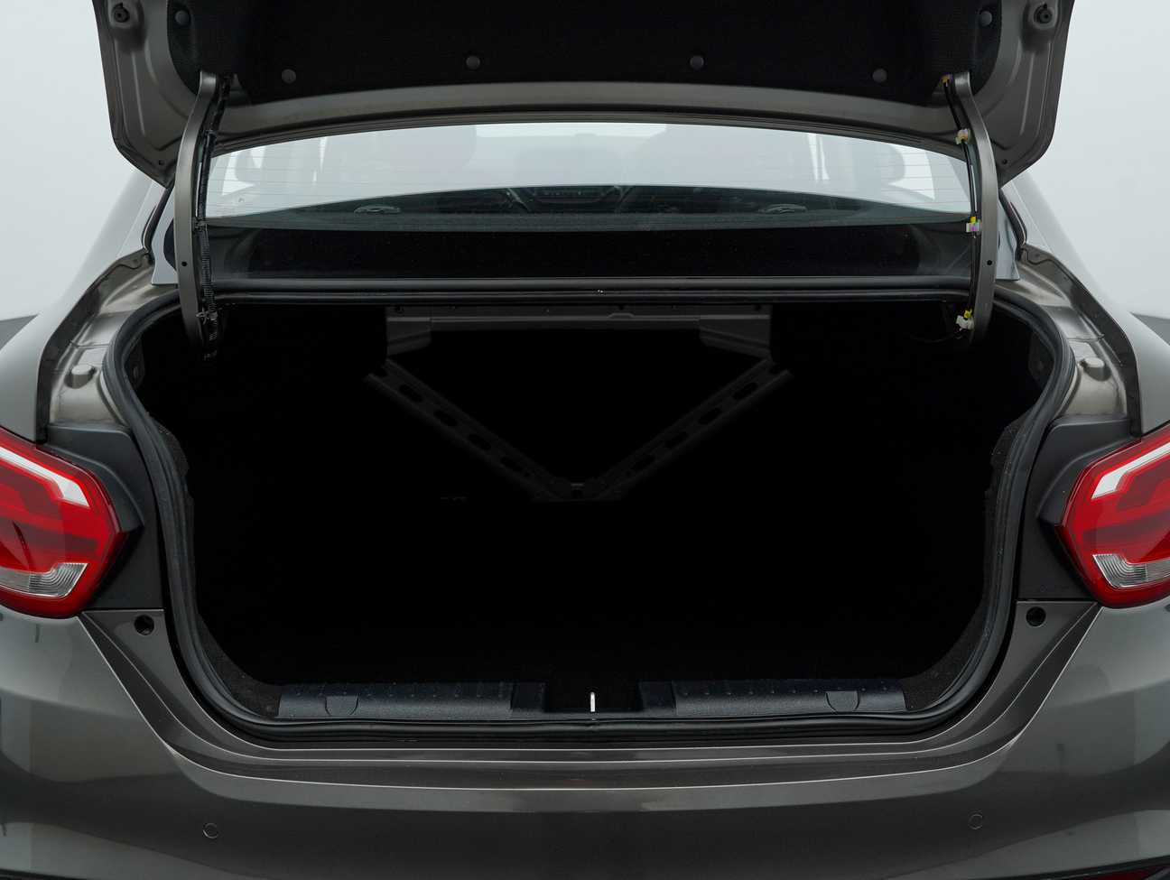 used 2020 Proton Persona Standard 1.6