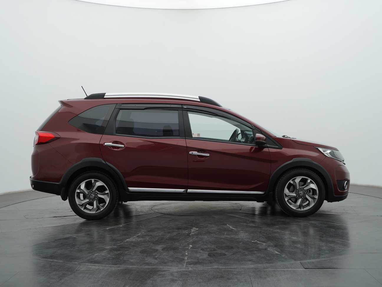 used 2018 Honda BR-V V 1.5