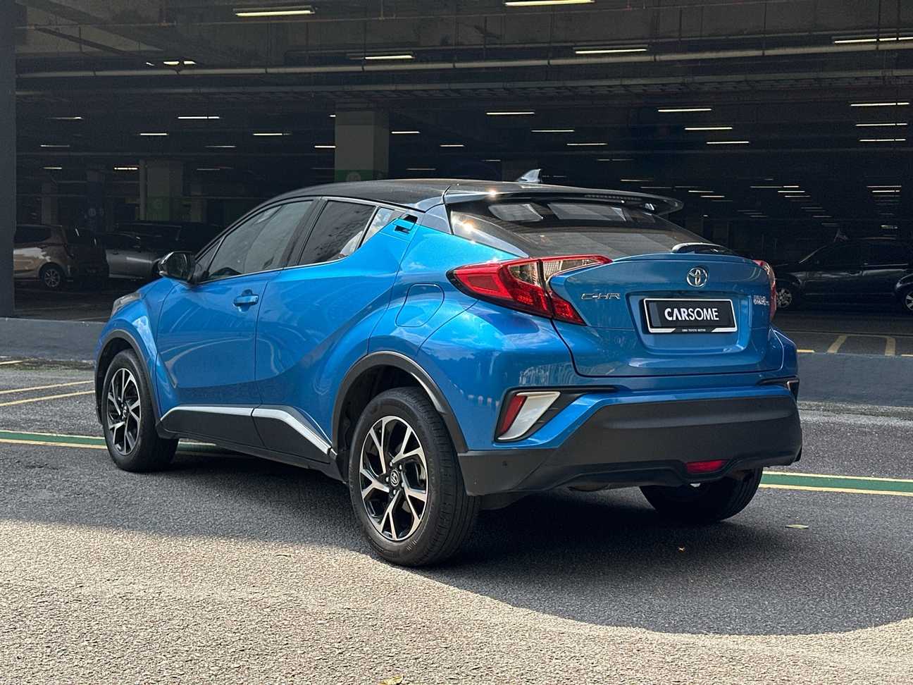 used 2019 Toyota C-HR  1.8