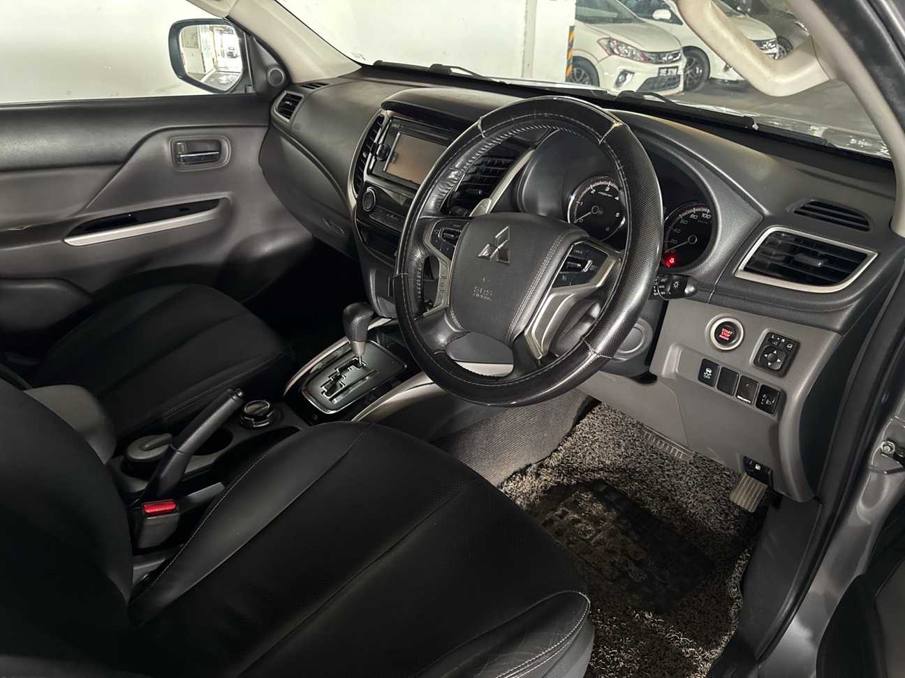 used 2017 Mitsubishi Triton VGT Adventure Dual Cab 4X4 2.4