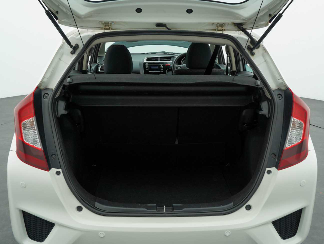 used 2016 Honda Jazz E 1.5