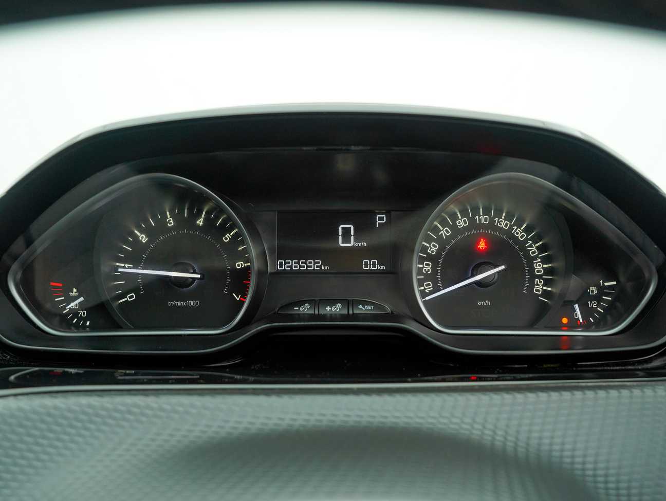 terpakai 2019 Peugeot 208 PureTech 1.2