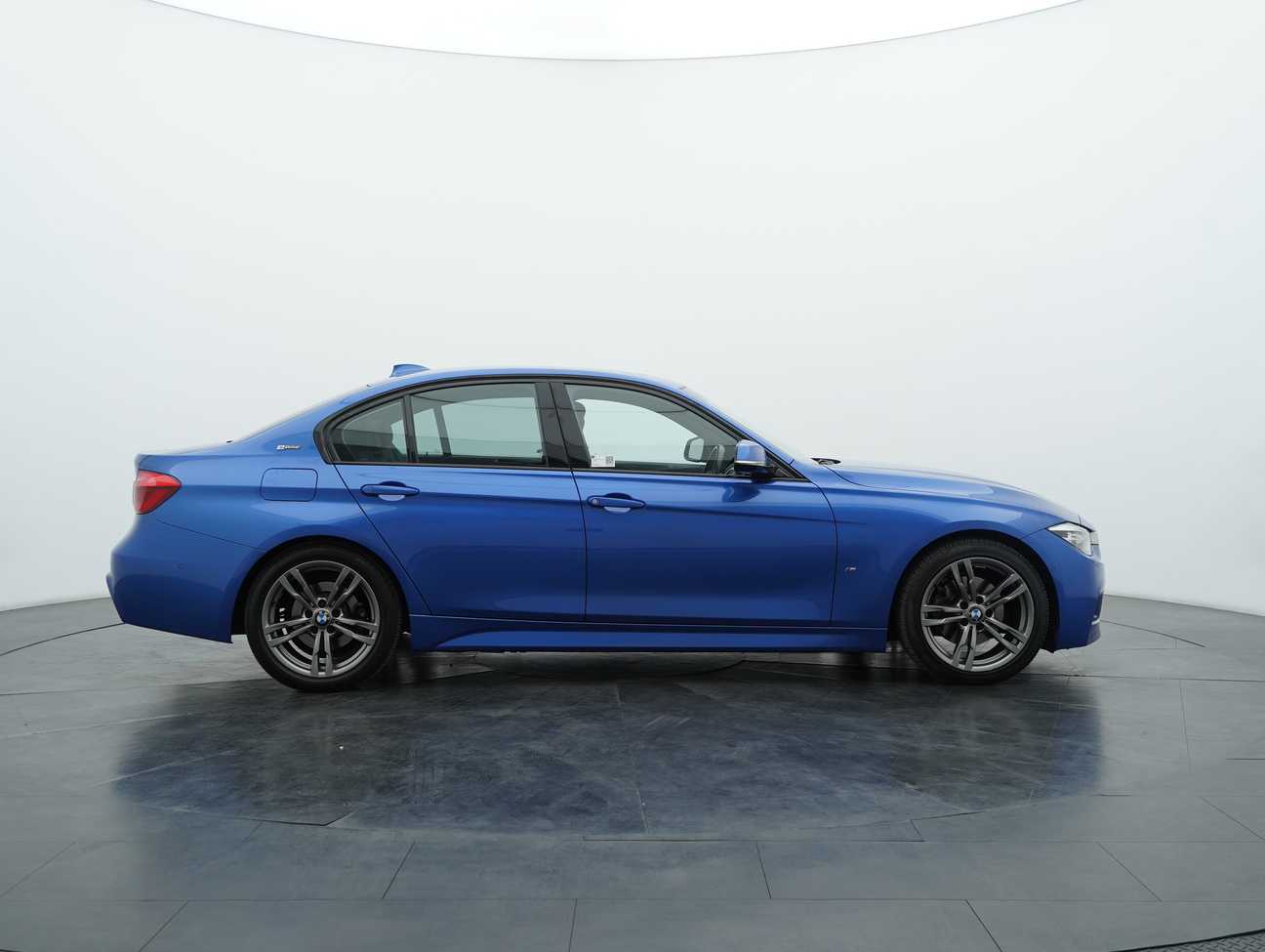 used 2018 BMW 330e M Sport 2.0
