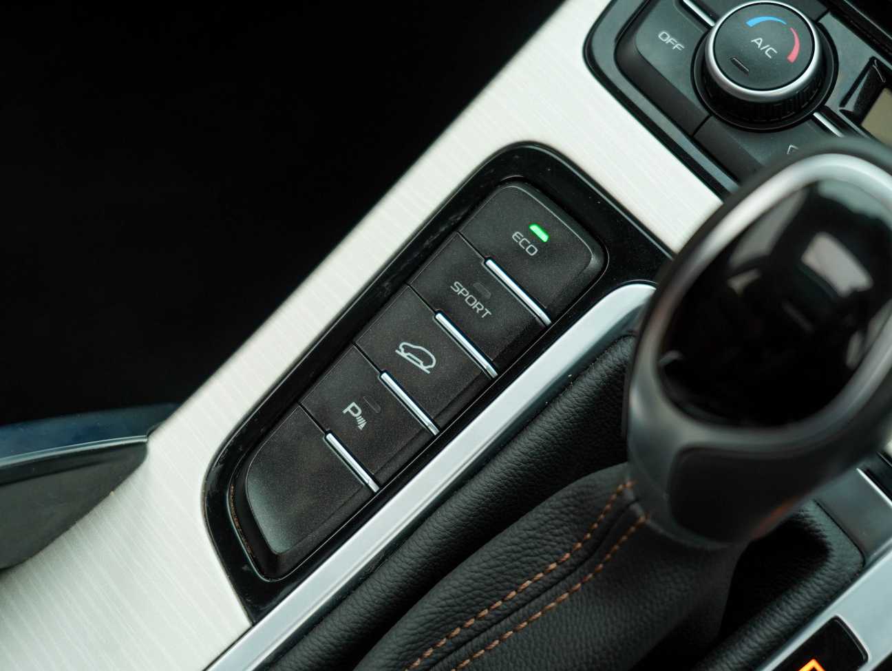 terpakai 2019 Proton X70 TGDI Premium 1.8