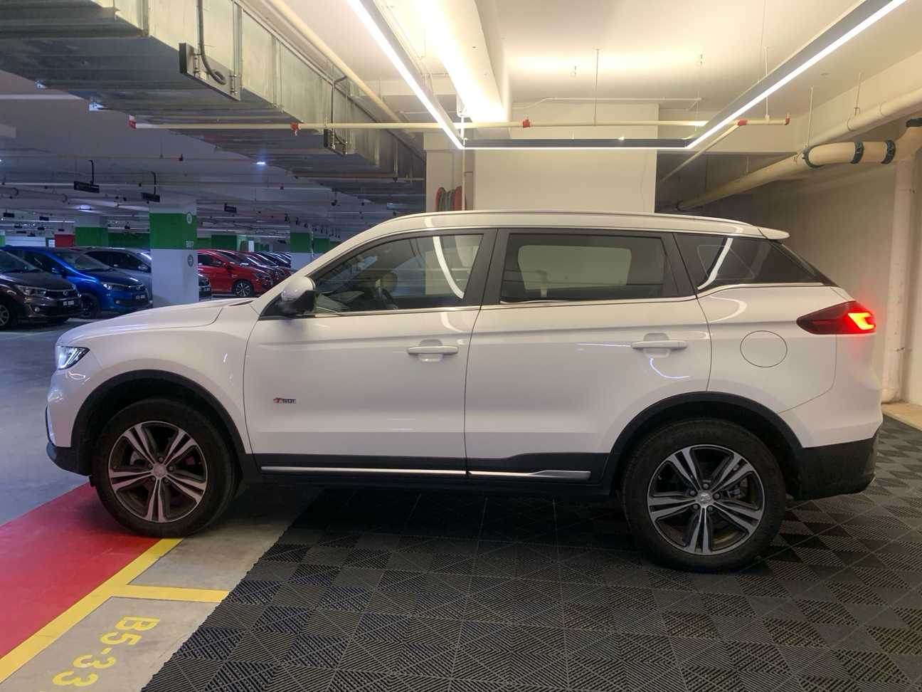 used 2025 Proton X70 Premium 1.5