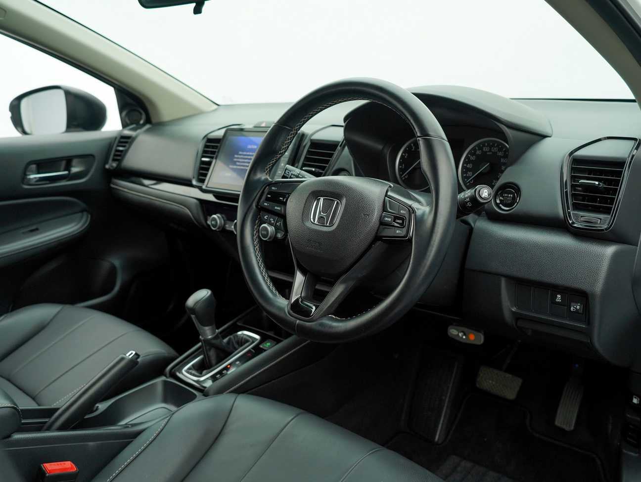used 2022 Honda City V 1.5