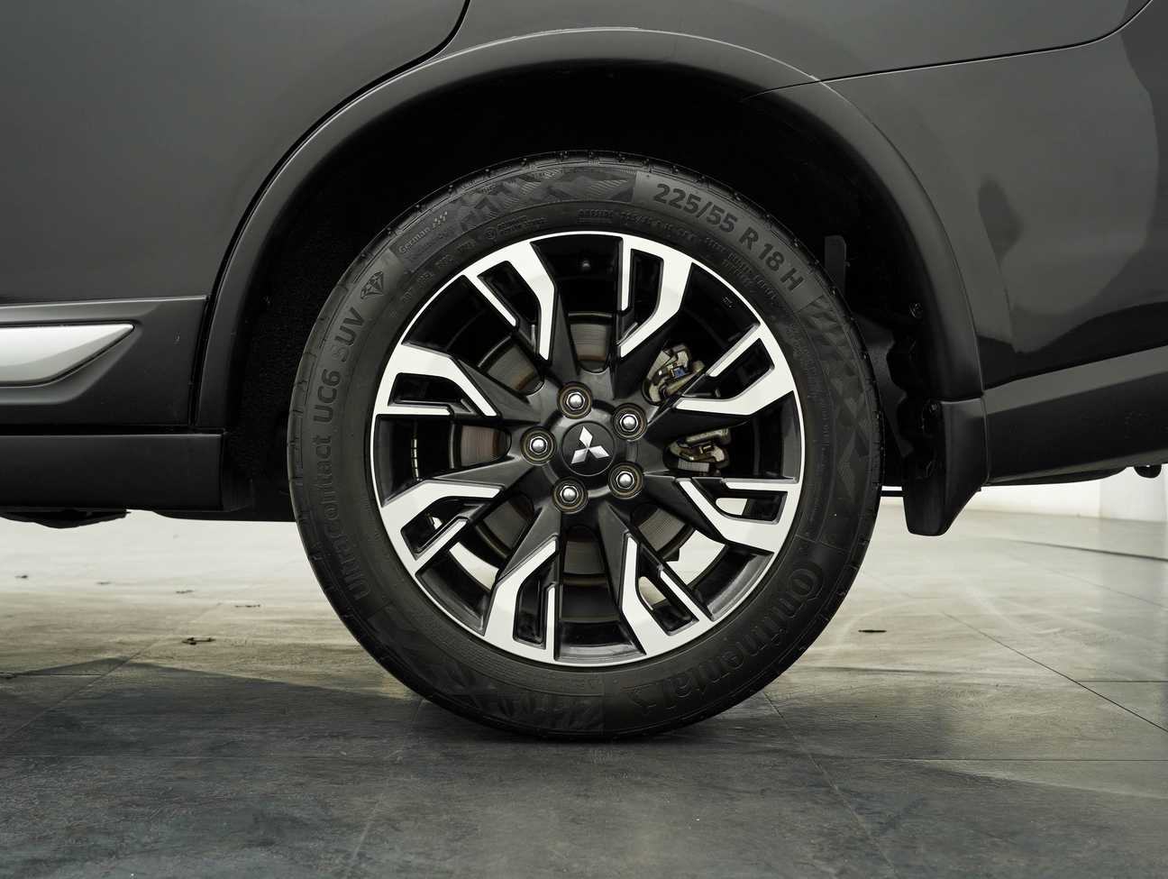 used 2018 Mitsubishi Outlander  2.4