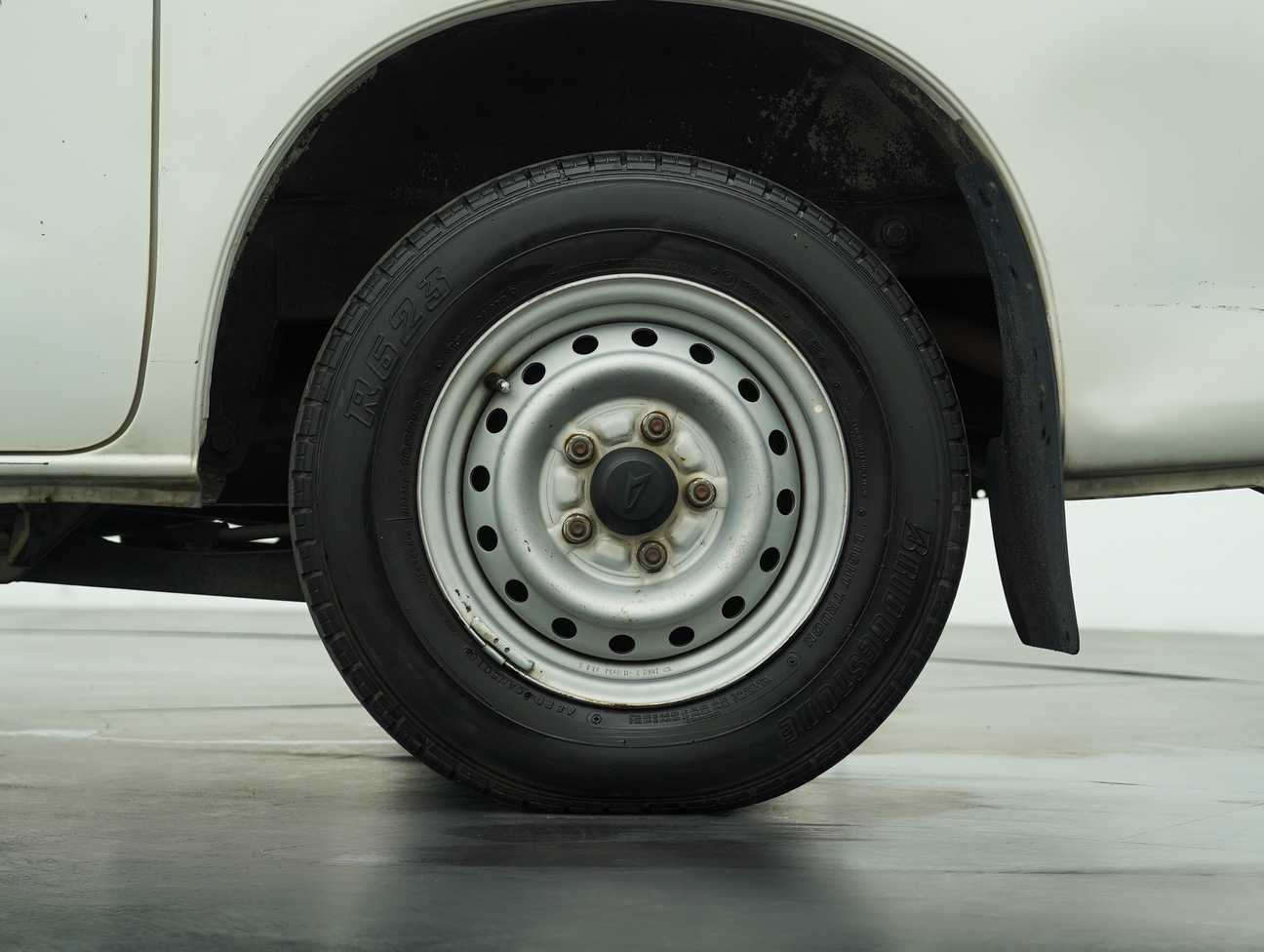 terpakai 2011 Daihatsu Gran Max Panel 1.5