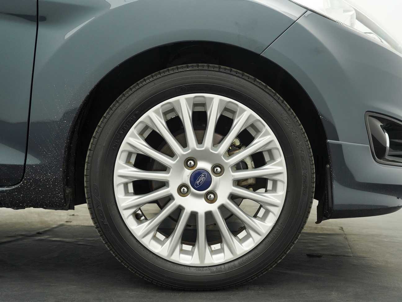 terpakai 2015 Ford Fiesta Sport 1.5