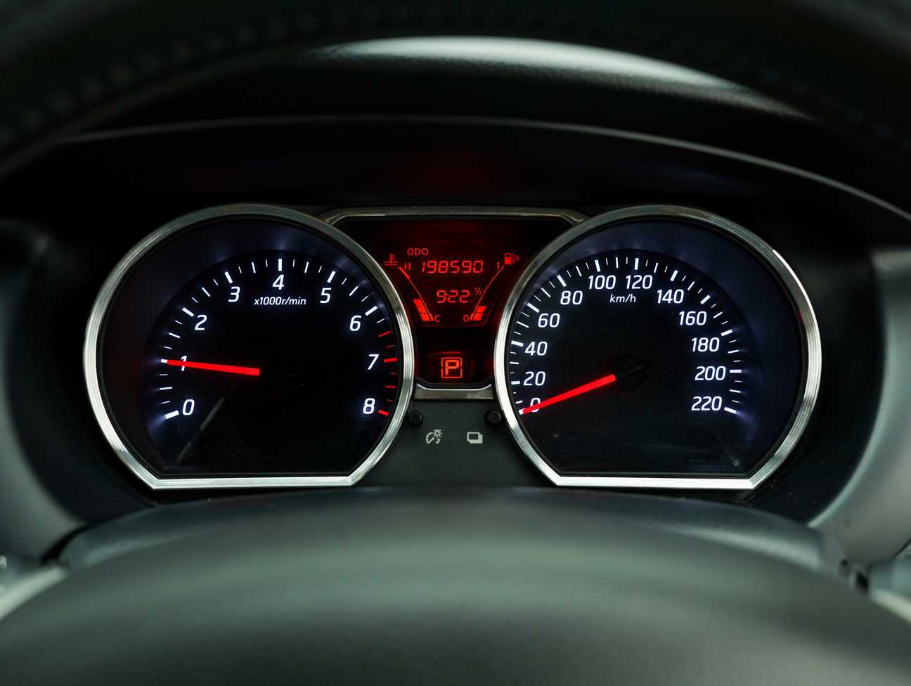 terpakai 2014 Nissan Grand Livina Comfort 1.8