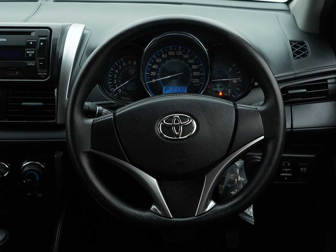 terpakai 2014 Toyota Vios J 1.5