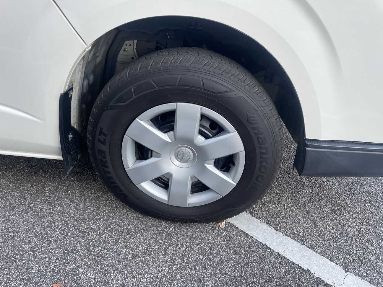 terpakai 2016 Toyota Hiace Window Van 2.5