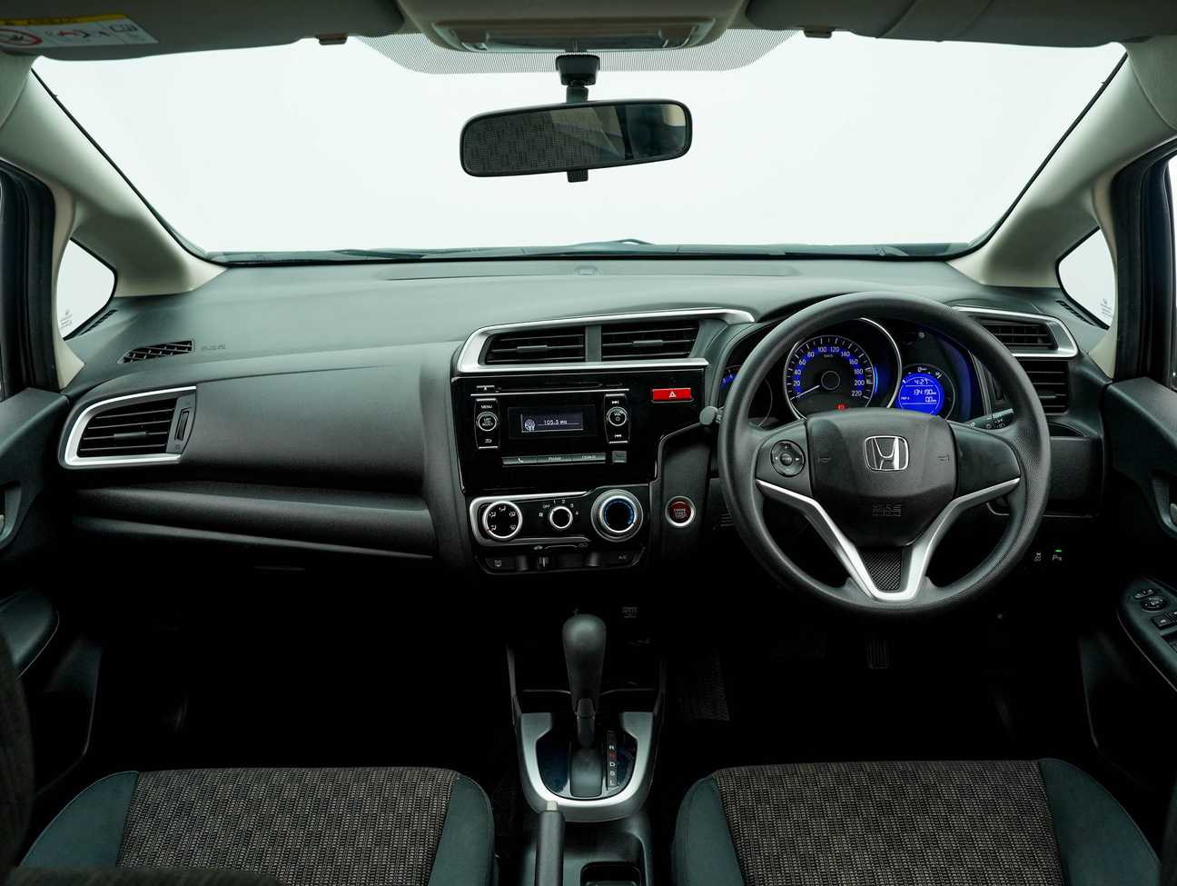 terpakai 2016 Honda Jazz E i-VTEC 1.5